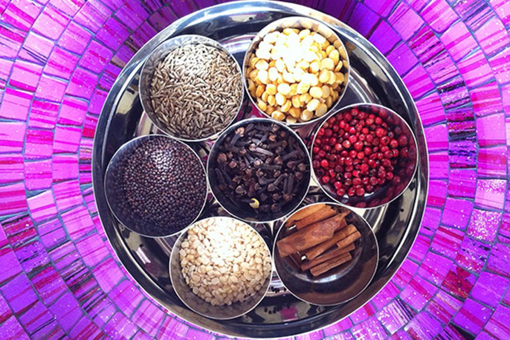 CHIKITSÃ: CÓMO SE ENTIENDE EL TRATAMIENTO DE AYURVEDA