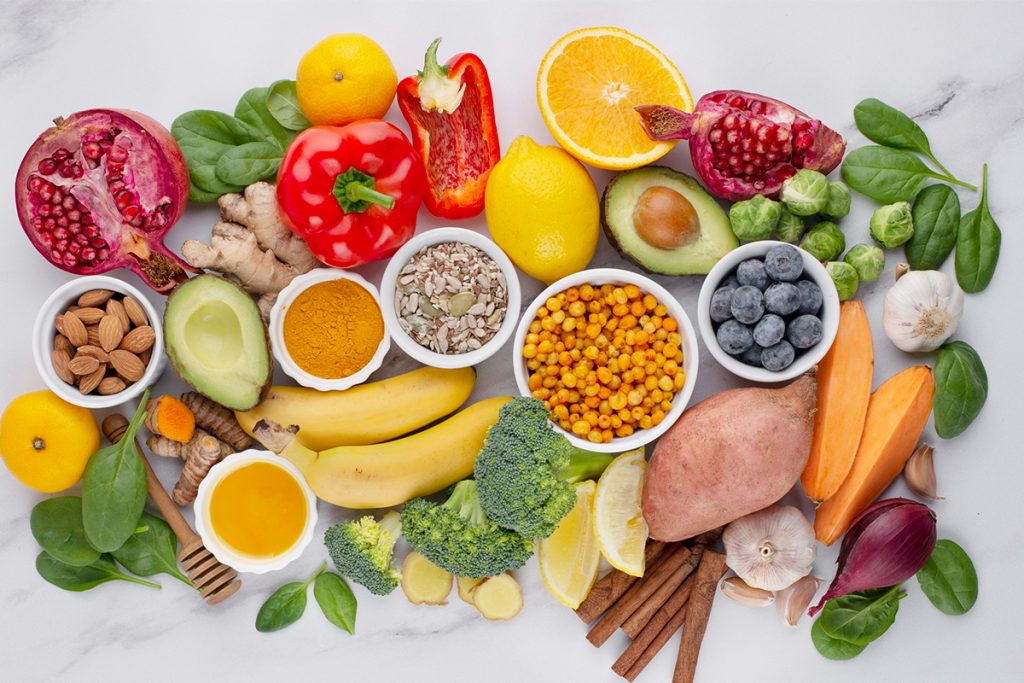 EL PAPEL DE LOS ANTIOXIDANTES EN EL SISTEMA INMUNITARIO Y EL ENVEJECIMIENTO CELULAR
